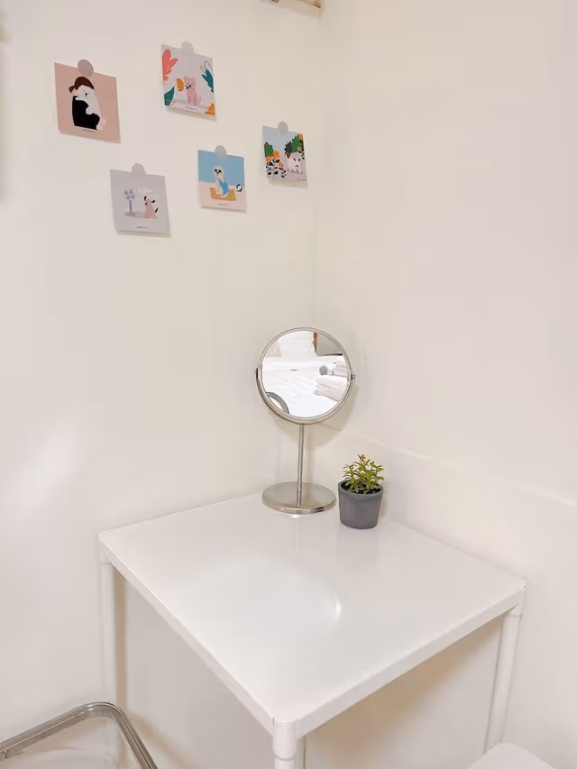Double Room, Shared Bathroom (A)