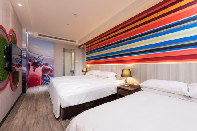 Deluxe Quadruple Room
