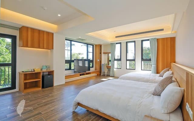 Royal Classic Quadruple Room