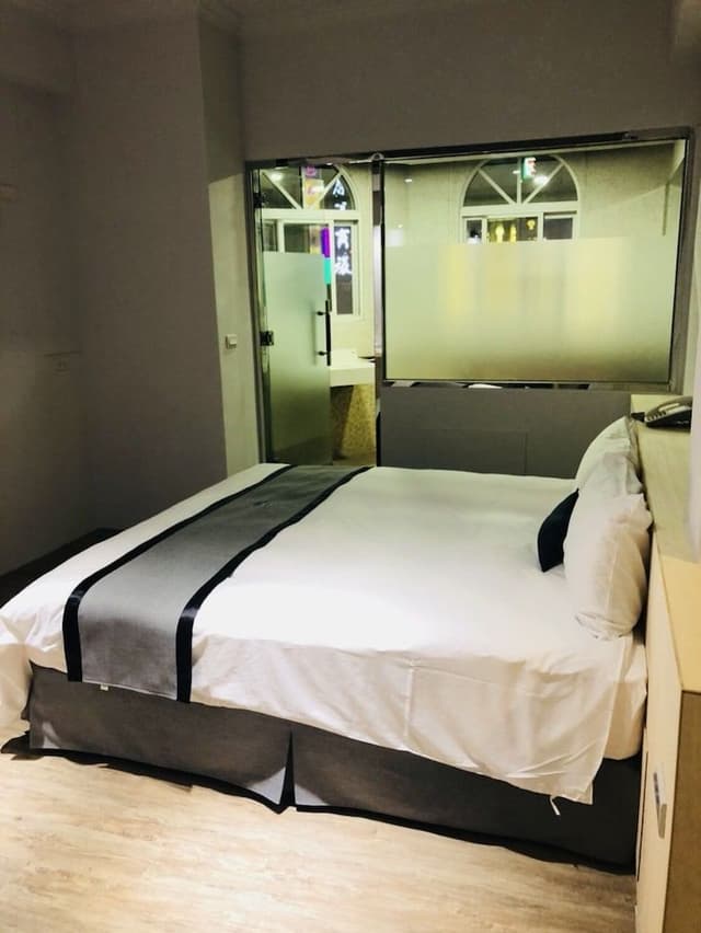 Elite Double Room, 1 Queen Bed