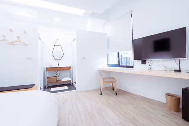 Gallery Double Room, 2 Twin Beds