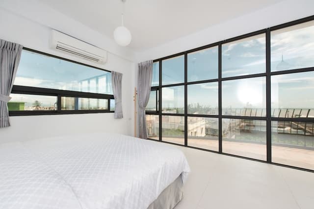Luxury Double Room, 1 Queen Bed, Balcony, Sea Facing
