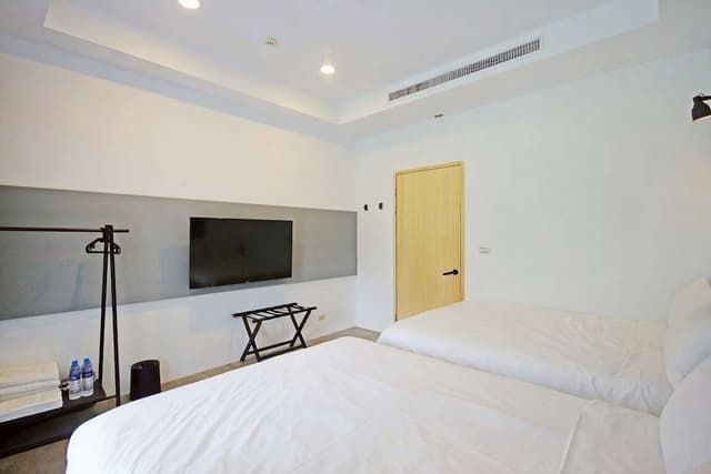 Mountain View Quadruple Room