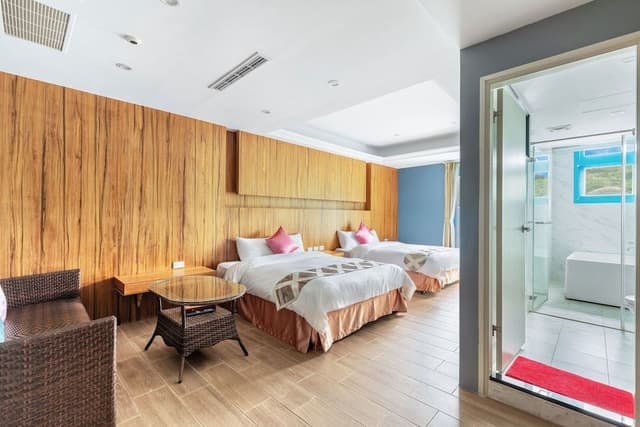 Quadruple Room with Mountain View