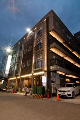 เฟิงฉีอินน์ (Feng Chi Inn)0