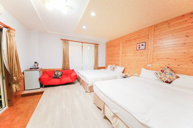 Standard Quadruple Room