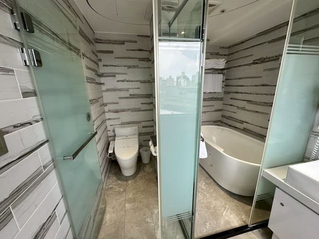 Panoramic Quadruple Room