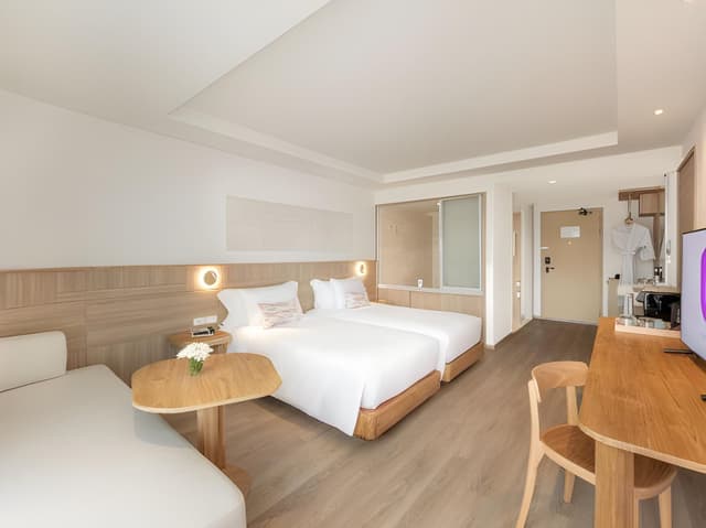 Superior Sea Breeze Room