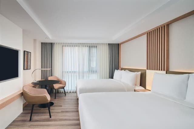 Superior Room, 2 Double Beds, City View