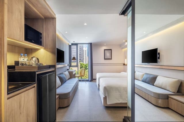 Superior Room, 2 Twin Beds, Non Smoking, Microwave