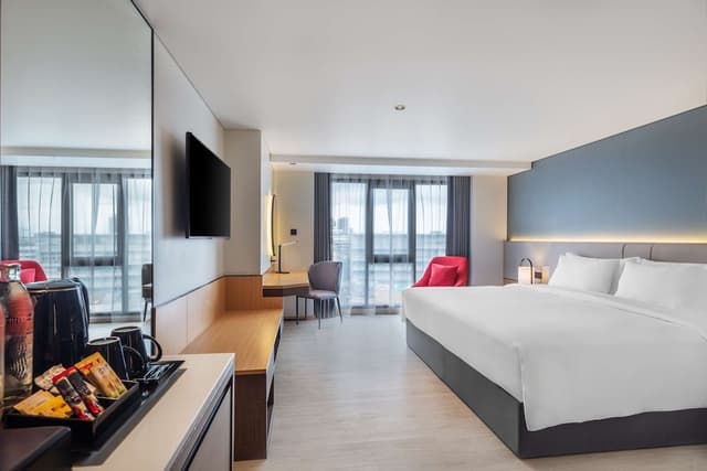 Superior Room, 1 King Bed, Non Smoking