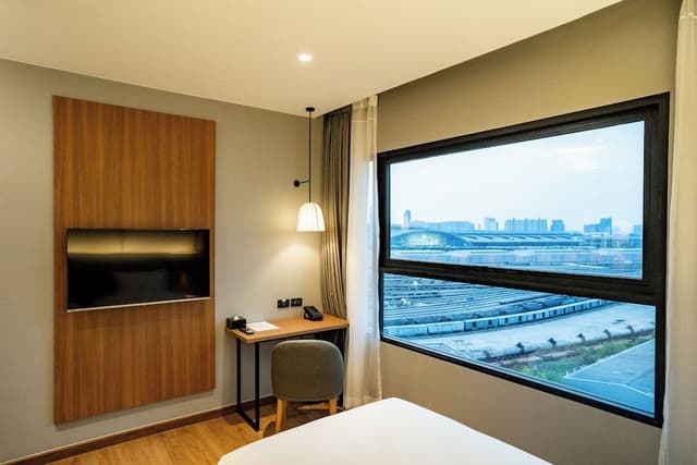 Superior Room, 1 Double Bed, Non Smoking, City View
