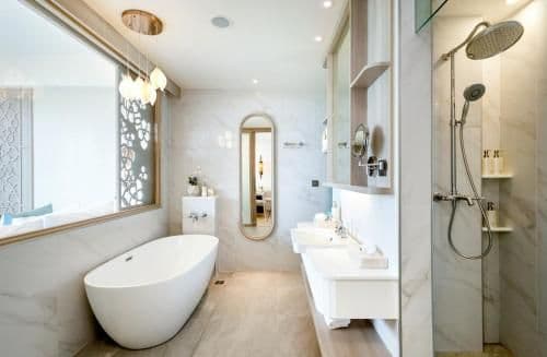 Seaview Pool Suite