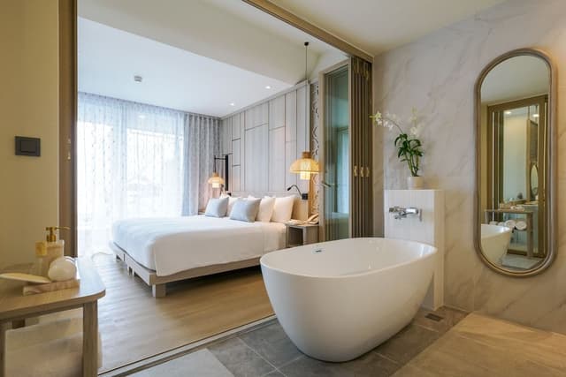 Pool Suite