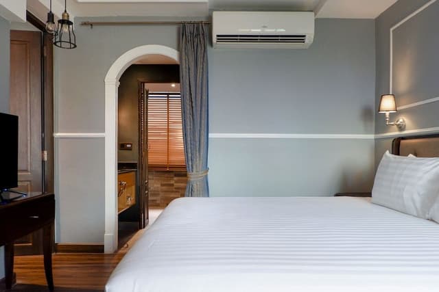 El Presidente King Suite