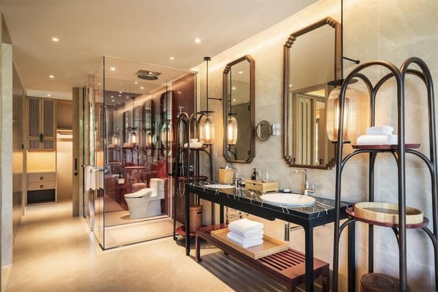 Suite, 1 King Bed (Private Pool)