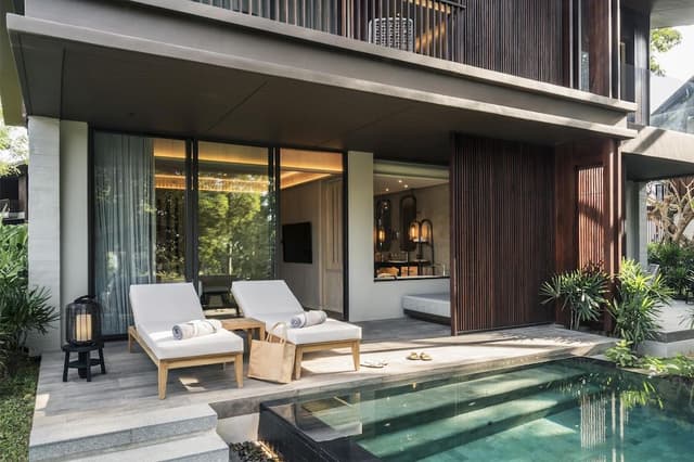 Suite, 1 King Bed (Private Pool)