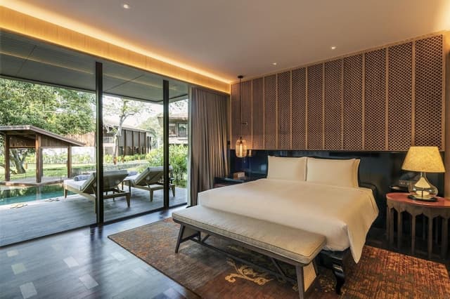 Suite, 1 King Bed (Private Pool)