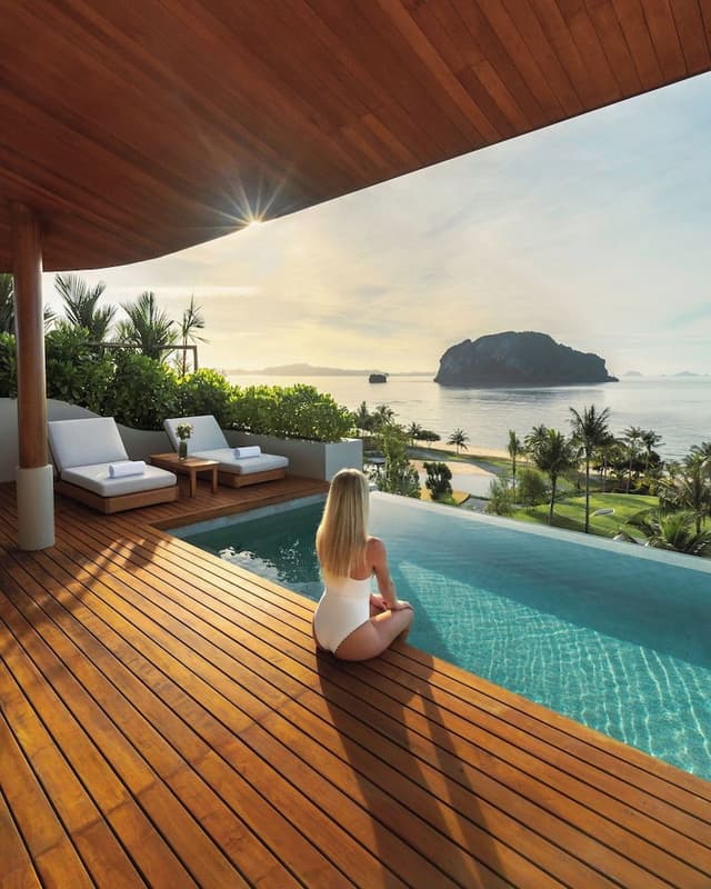 Sea View Pool Penthouse