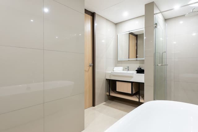 Suite, Multiple Beds, Non Smoking (Living Room)