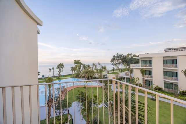 Deluxe Sea View