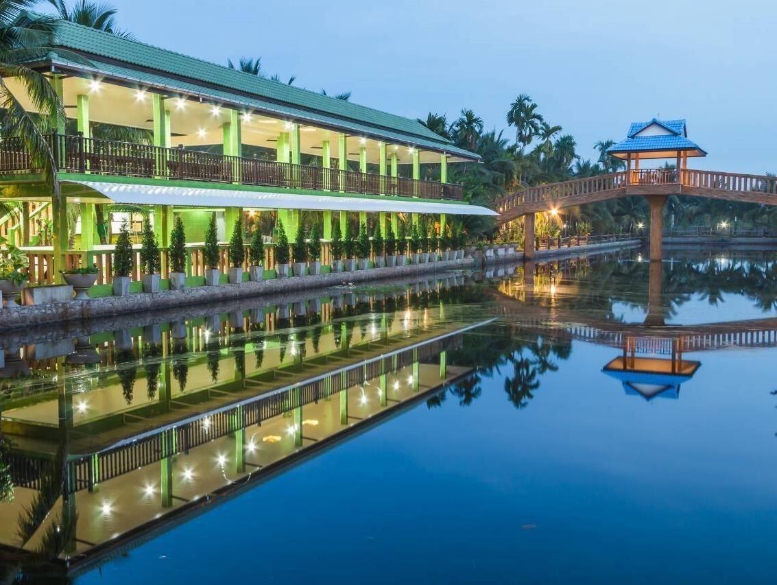 โคโค่นัท รีสอร์ต (Coconut Resort)4