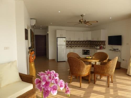Deluxe Suite