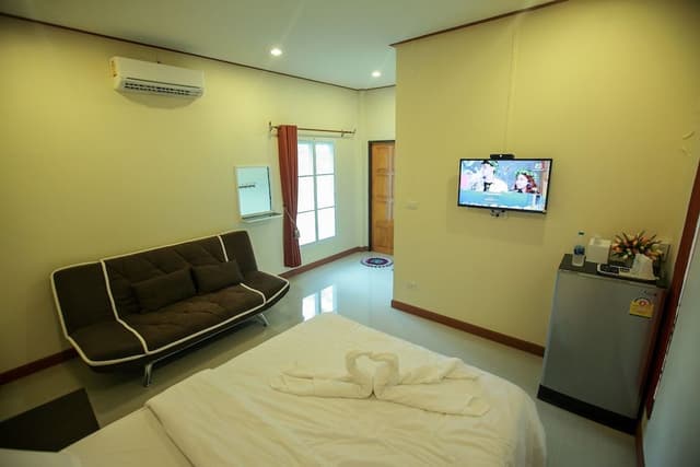 1 Bedroom Bungalow