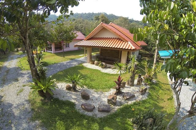 1 Bedroom Bungalow