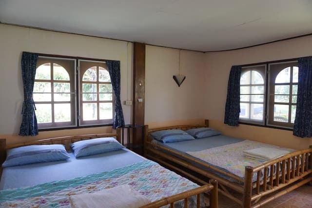 Family Room, 2 Double Beds, Refrigerator, Garden View