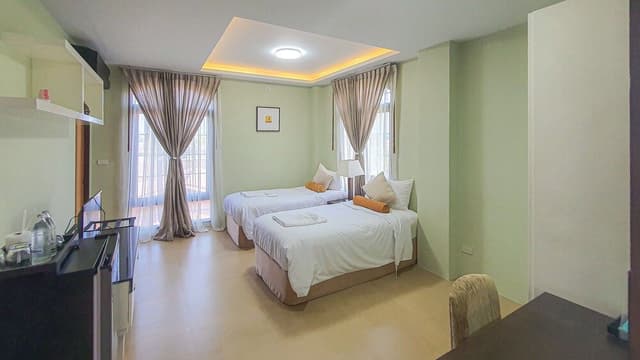 Deluxe Twin Room