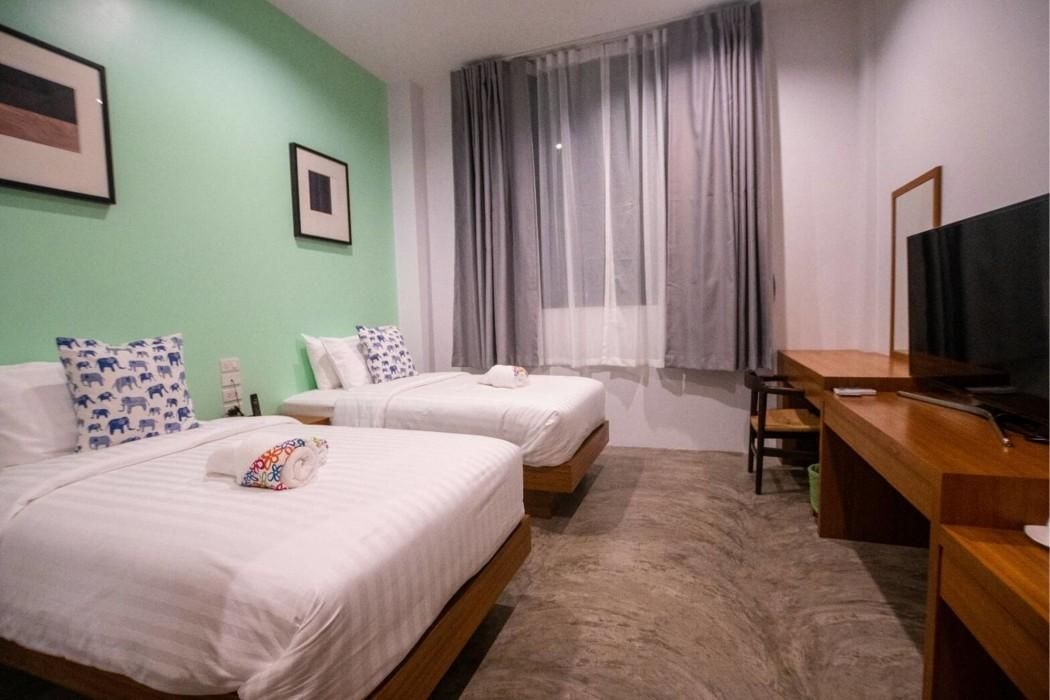 แร่นอง บูติค โฮเทล (Raenong Boutique Hotel)1