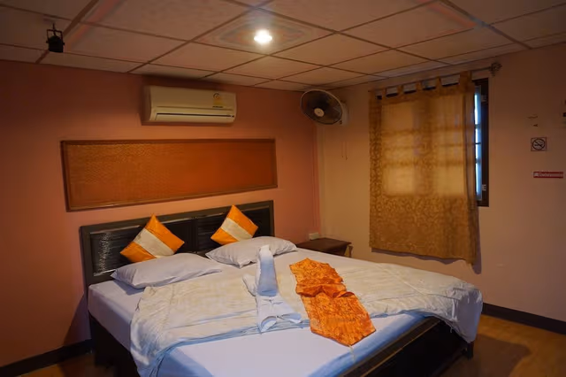 Deluxe Bungalow with Sea View