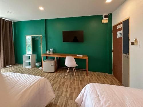 Deluxe Twin Room