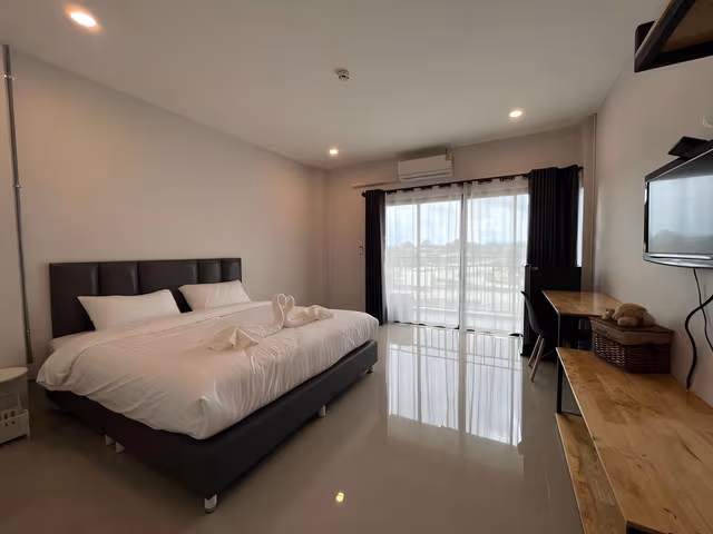 Superior Room with Shower