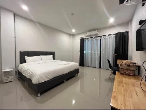 King Room with Balcony