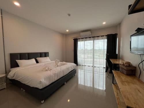 King Room with Balcony