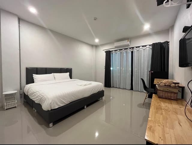 King Room with Balcony