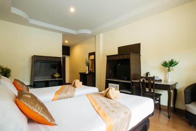 Deluxe Twin Bed