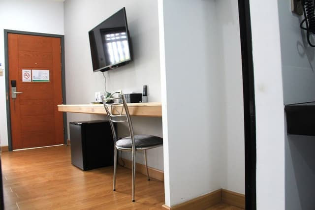 Basic Twin Room