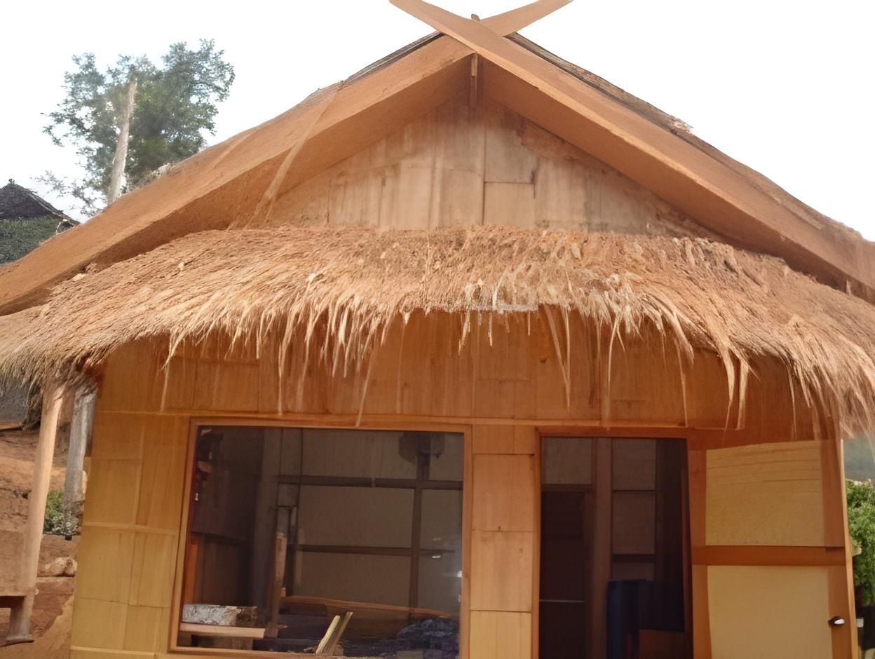 โรงแรมอาข่า ฮิลล์ เฮาส์ (Akha Hill House Hotel)2