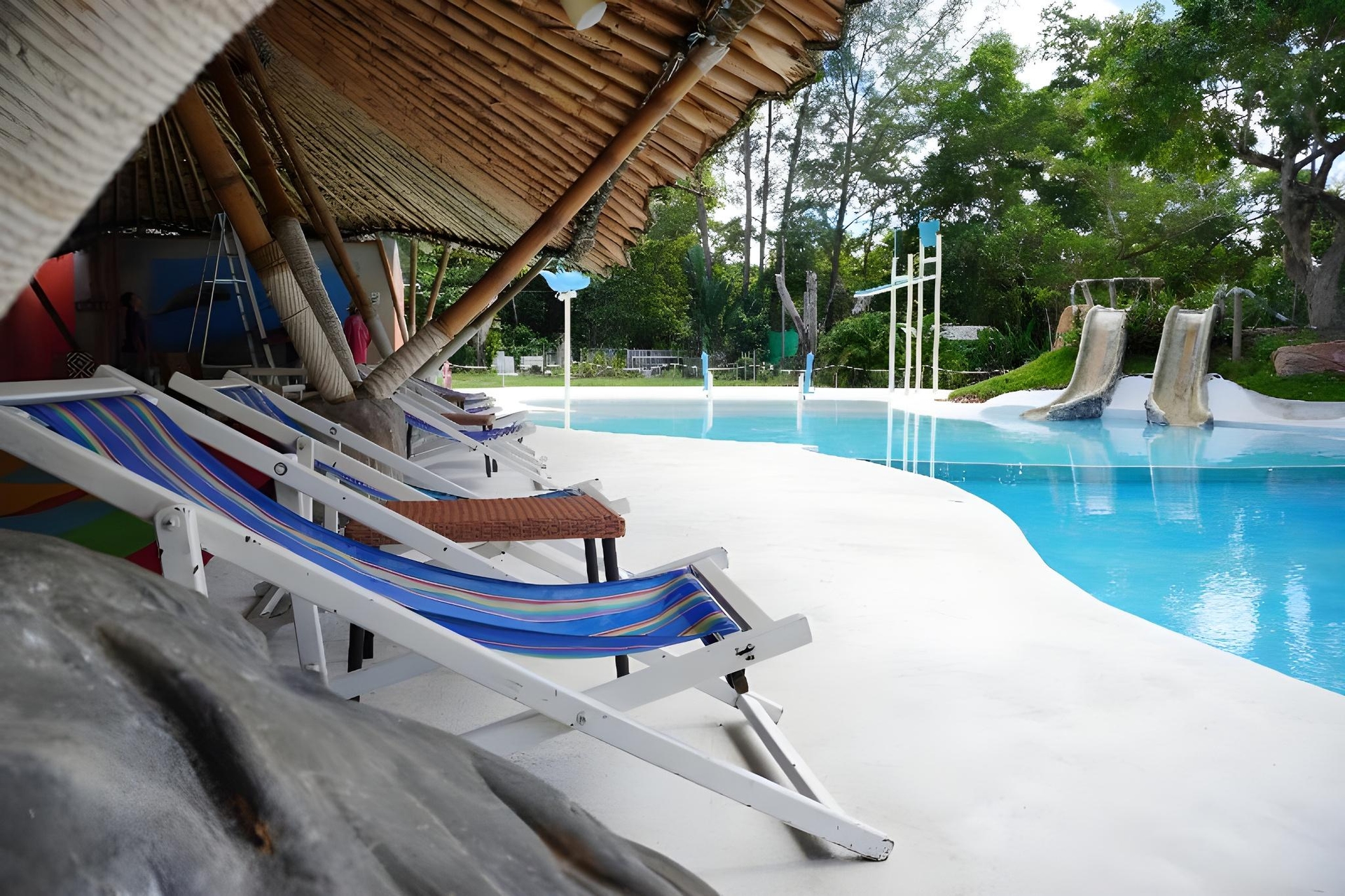 ดูก็อง วิลเลจ (Dugong village)3