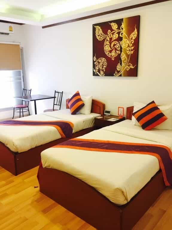 Superior/Deluxe Room (Minimum 20 nights up and cleaning 2 times/week)
