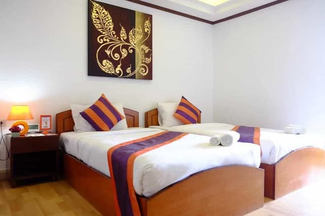 Superior (Minimum 30 nights up and cleaning 1 times/week)