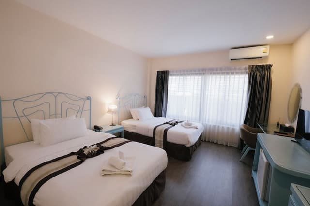 Superior Suite Twin