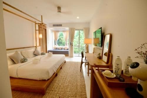 Deluxe Garden View Room