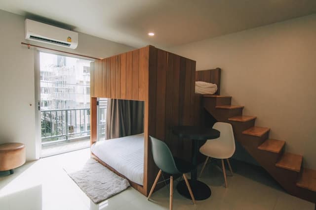 Deluxe King Room with Balcony