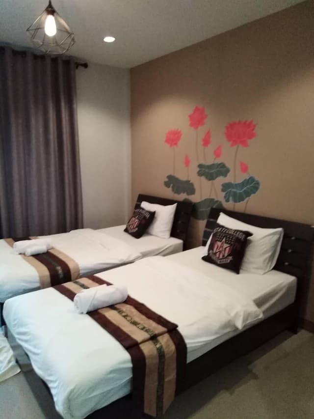 Standard - Twin Bed