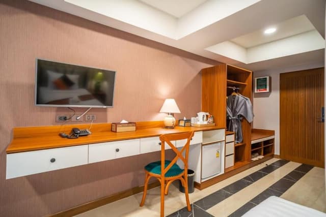 Deluxe Twin Room