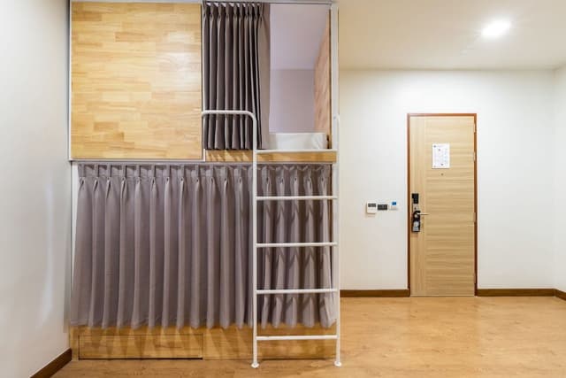 Economy Shared Dormitory, Women only